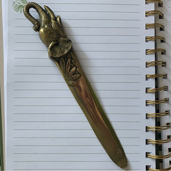 Vintage brass elephant head letter opener - Picture 3 of 5